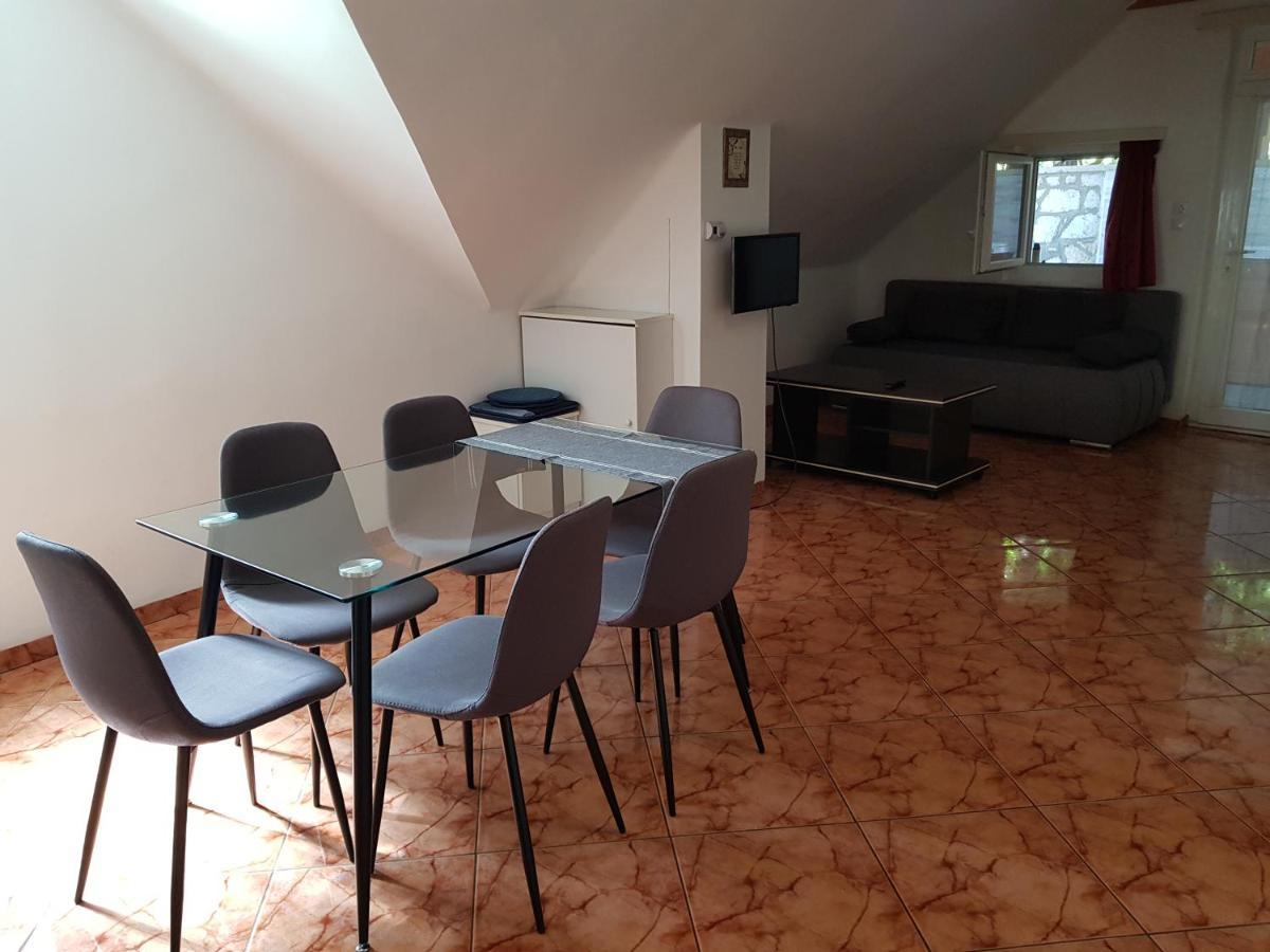 Boene Vendeghaz Es Borozo Apartment Tokaj Bagian luar foto