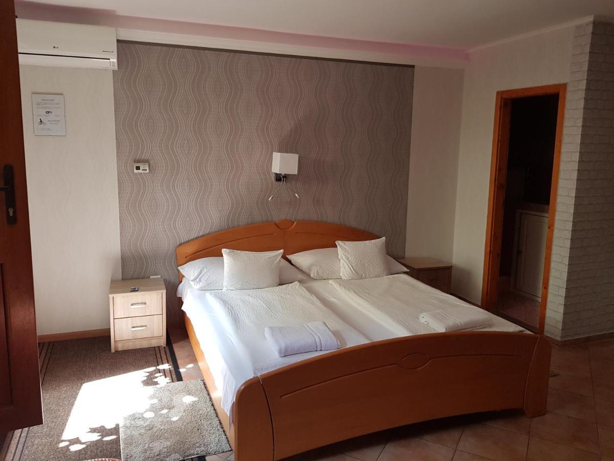 Boene Vendeghaz Es Borozo Apartment Tokaj Bagian luar foto