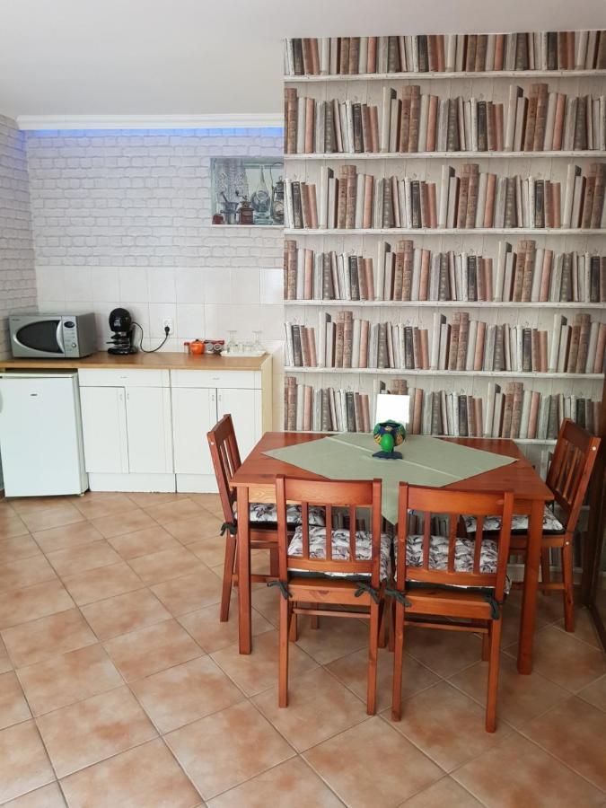 Boene Vendeghaz Es Borozo Apartment Tokaj Bagian luar foto